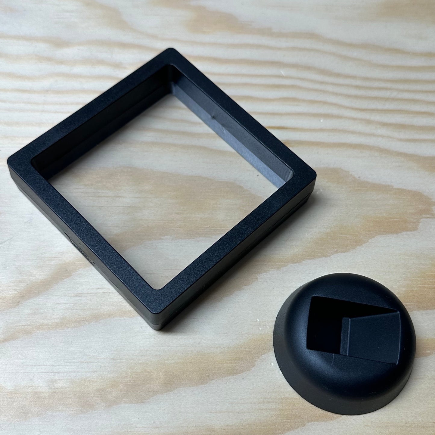 Venster voor kleine stenen