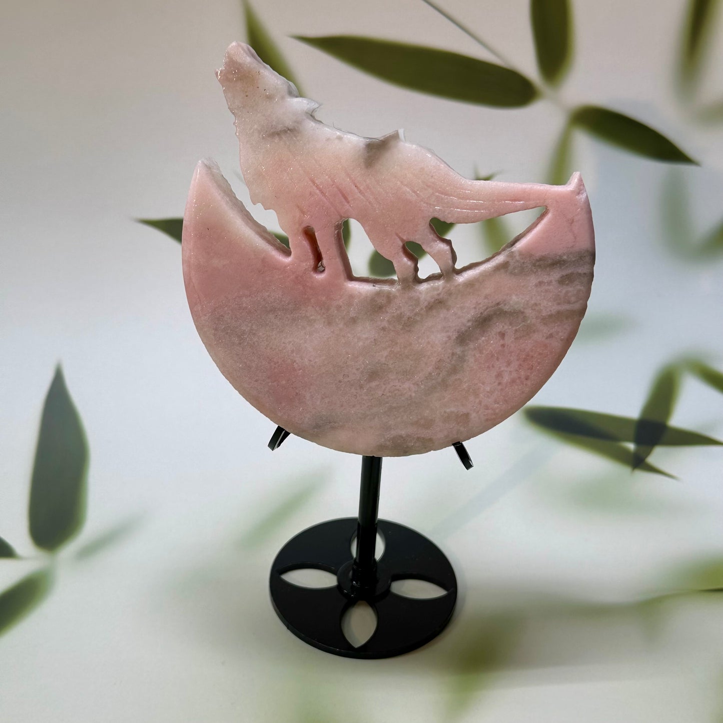 Roze Andes opaal wolf op maan kneus