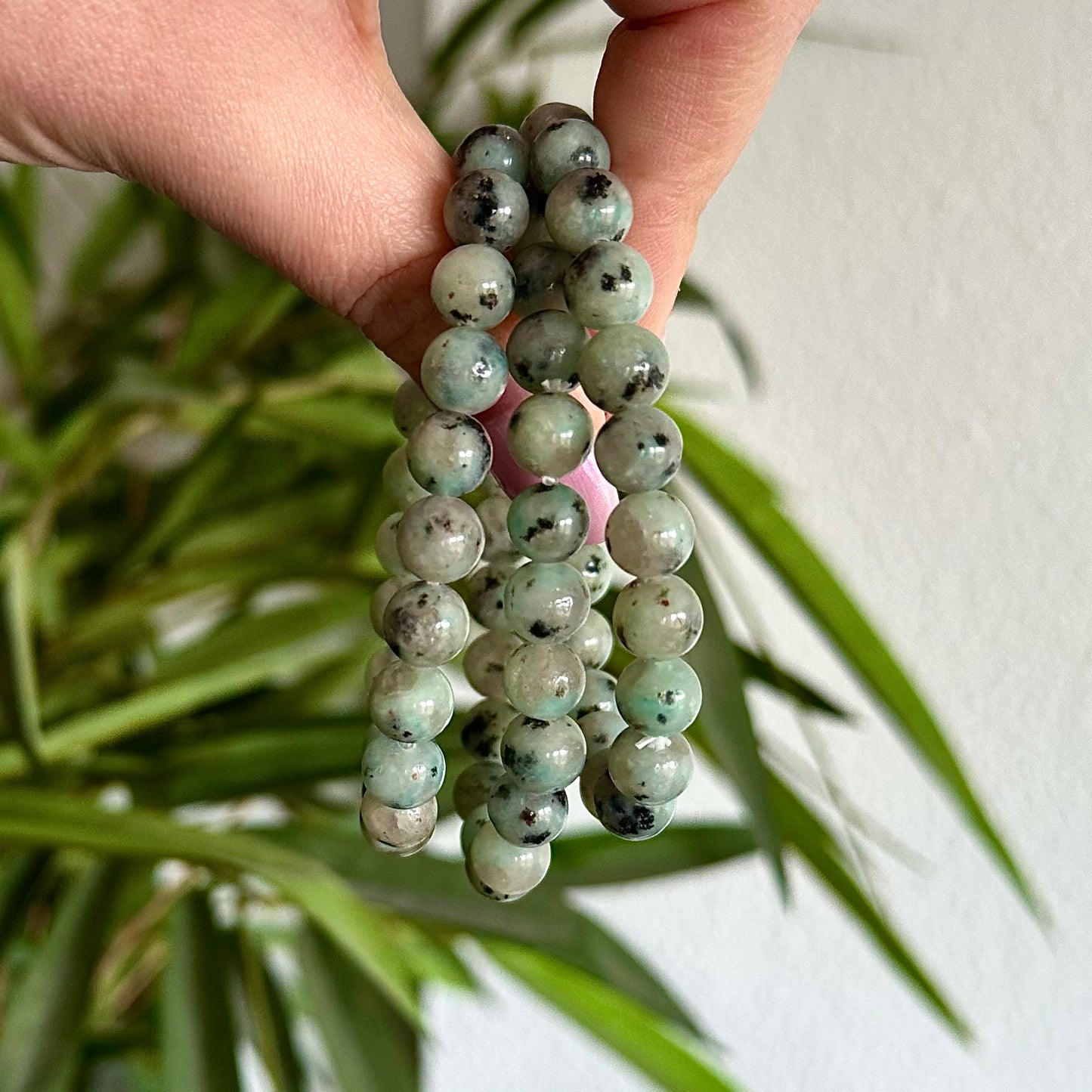 Kiwi jaspis armband 8mm