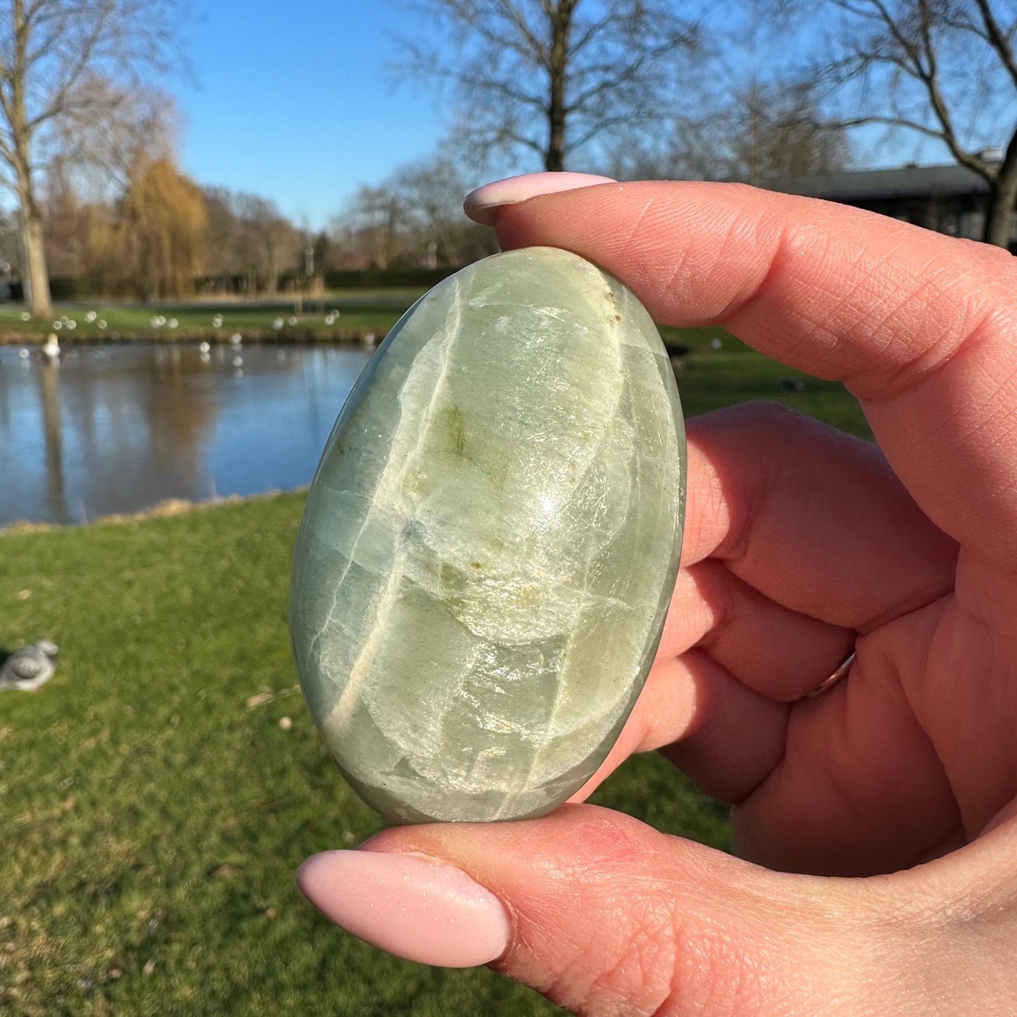 Groene maansteen handsteen #525