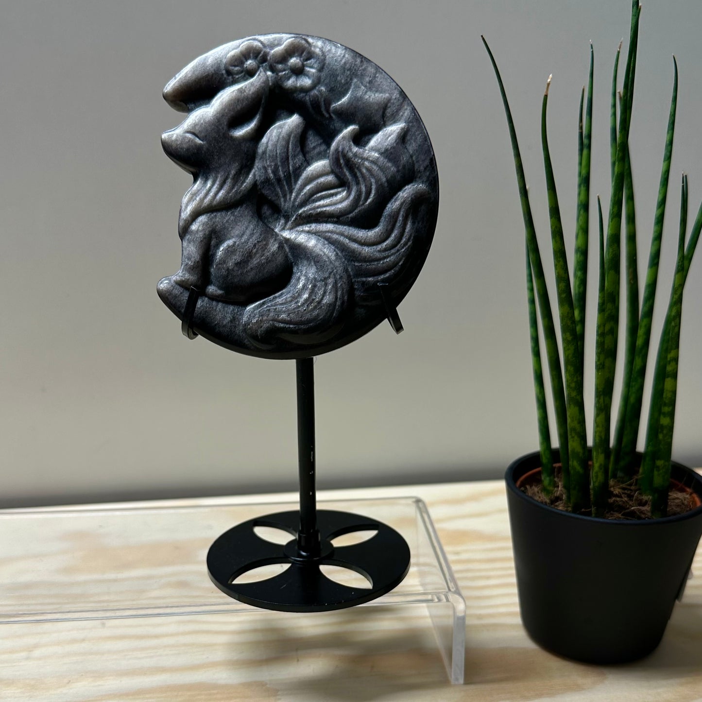 Nine-tailed fox op maan - zilver obsidiaan