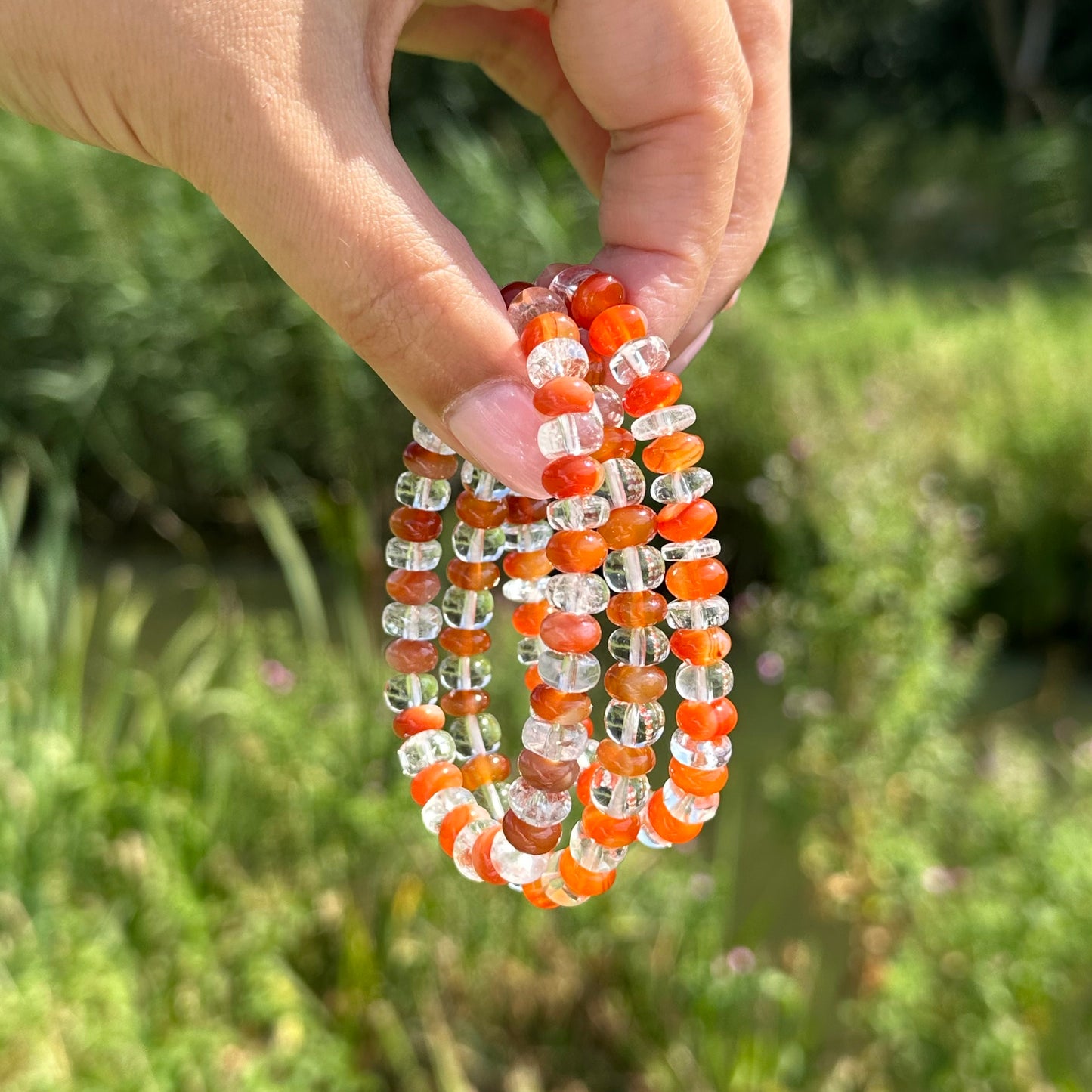 Carneool & bergkristal armband