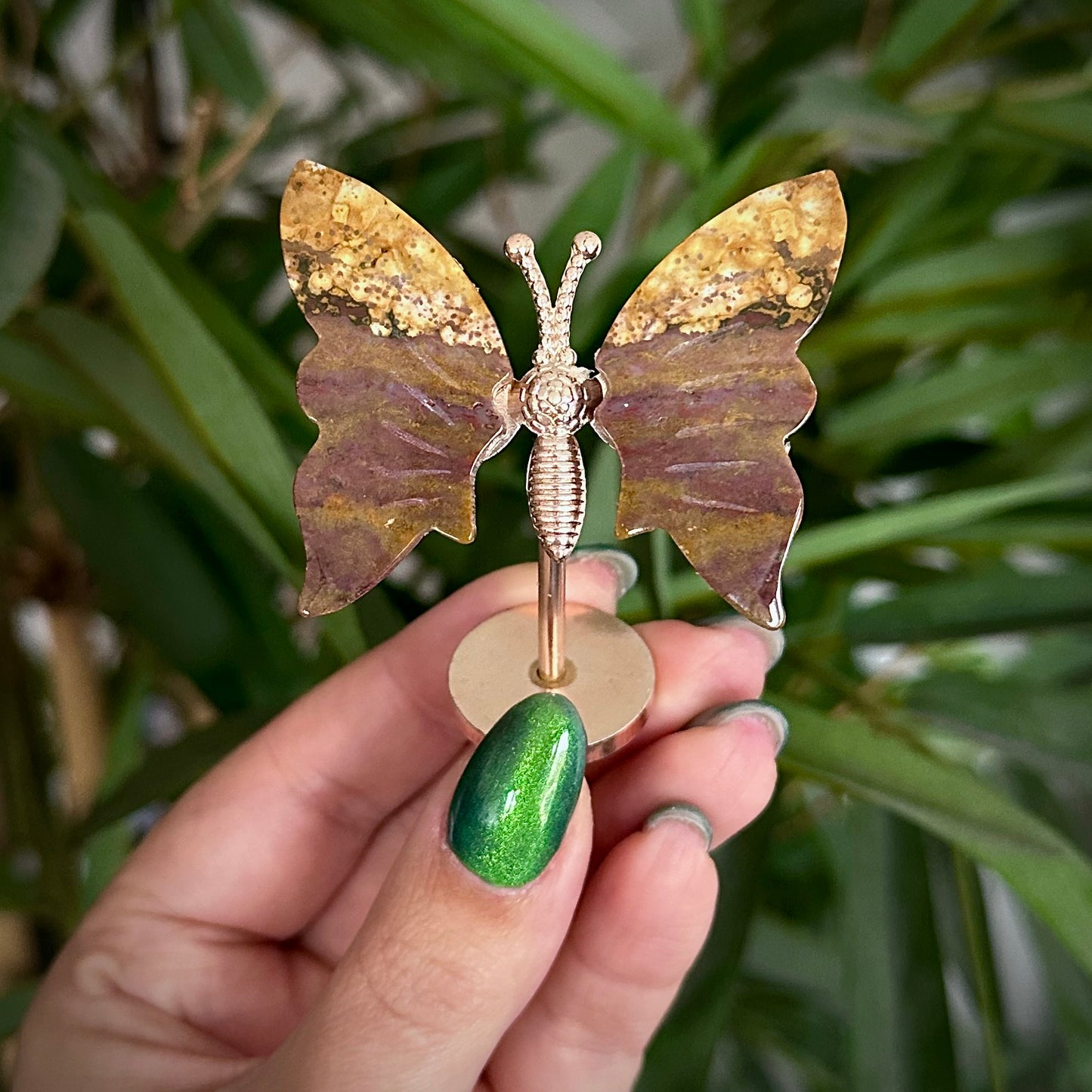 Kleine vlinder op standaard