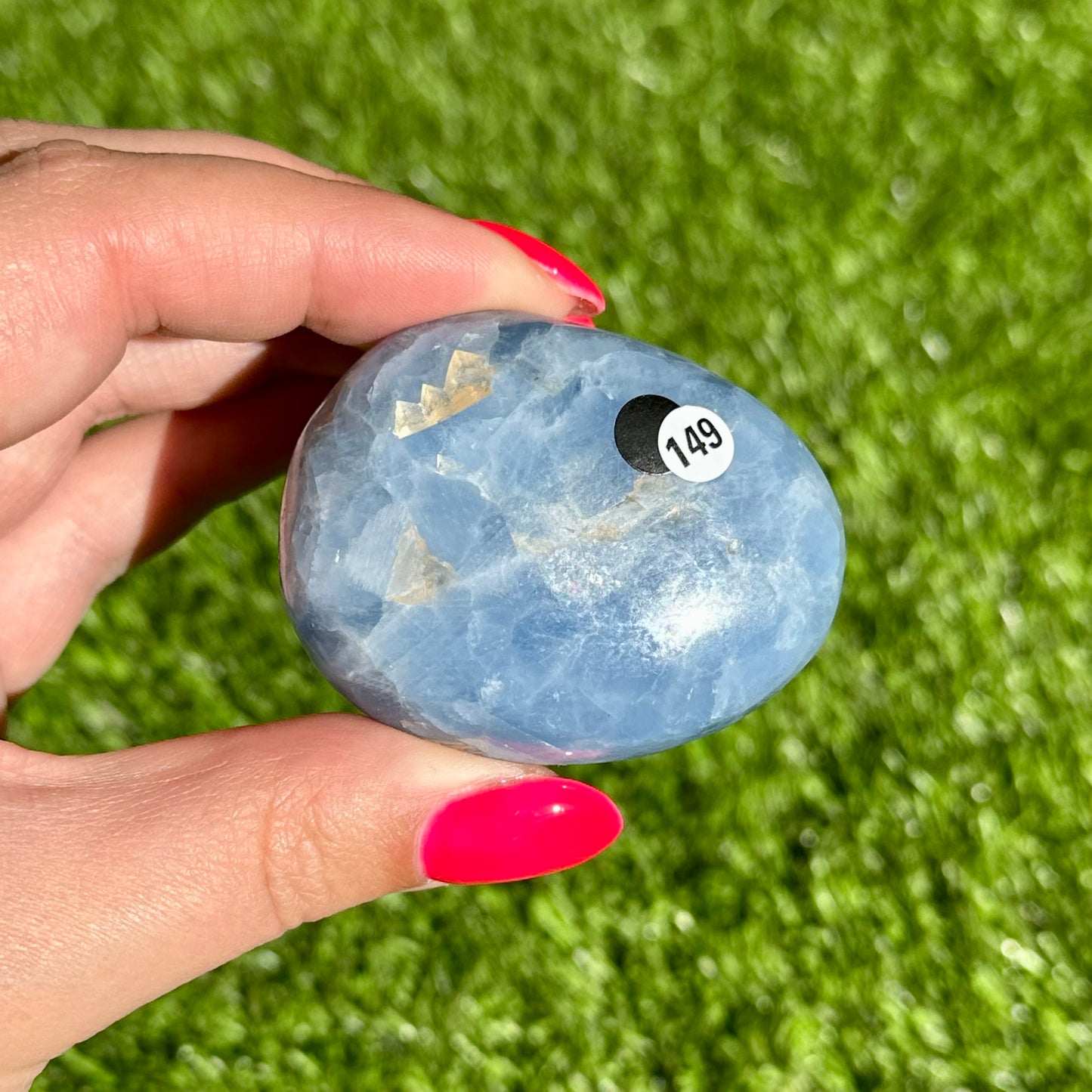Blauwe calciet handsteen #149