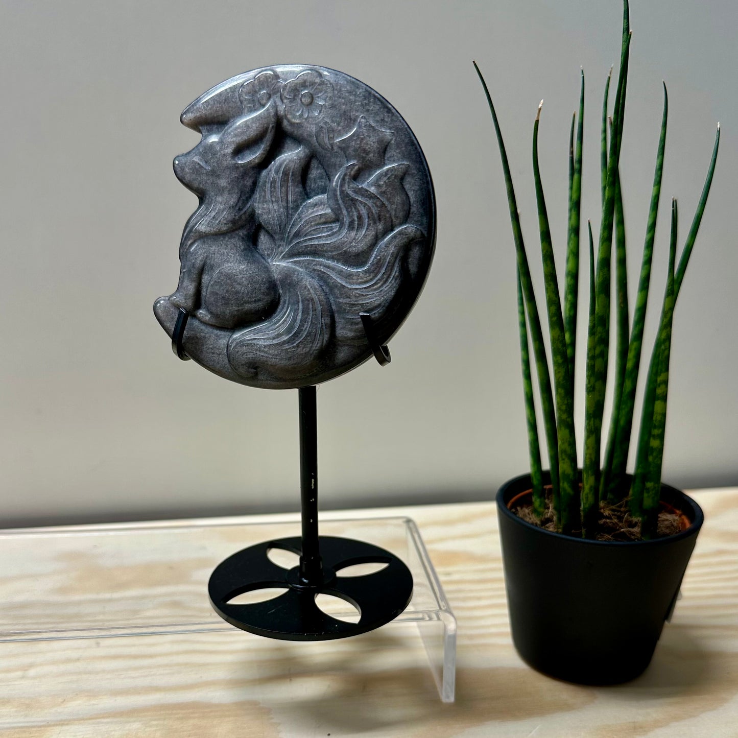 Nine-tailed fox op maan - zilver obsidiaan
