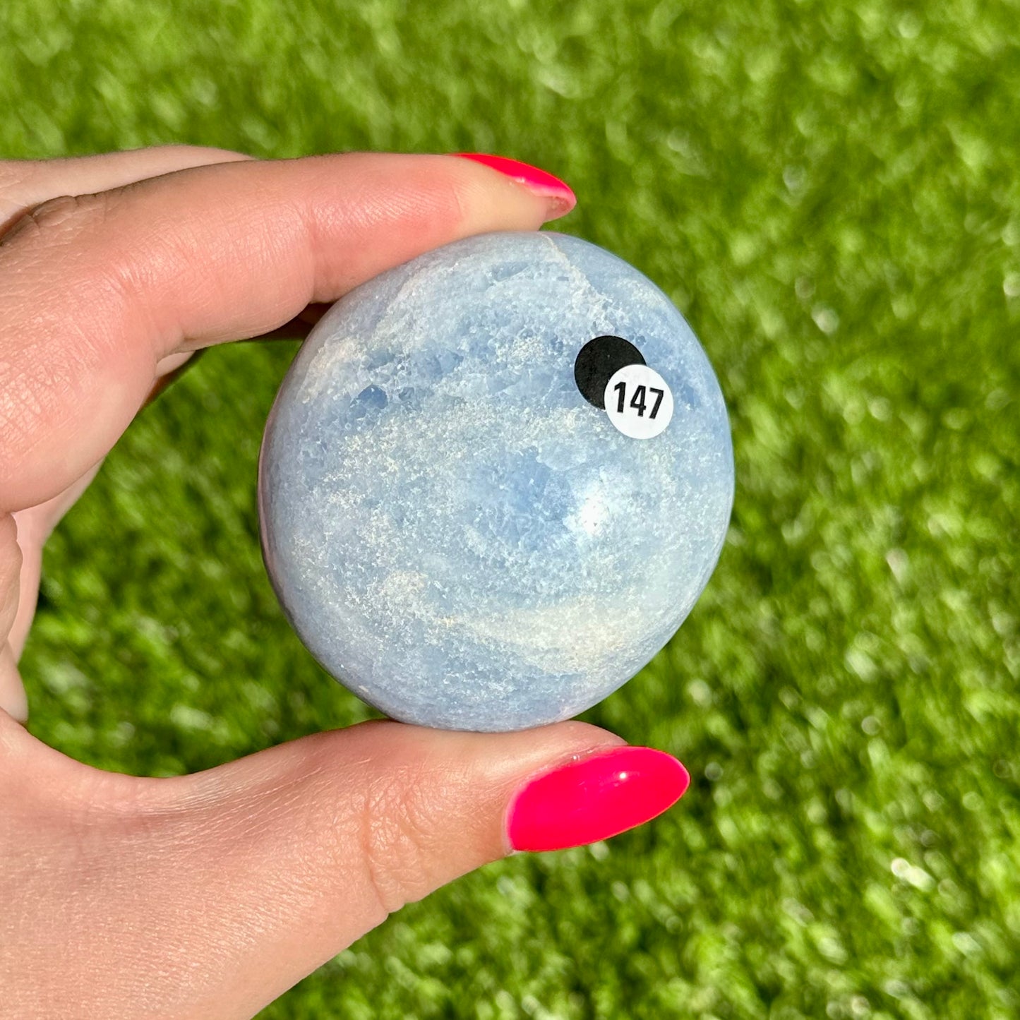 Blauwe calciet handsteen #147