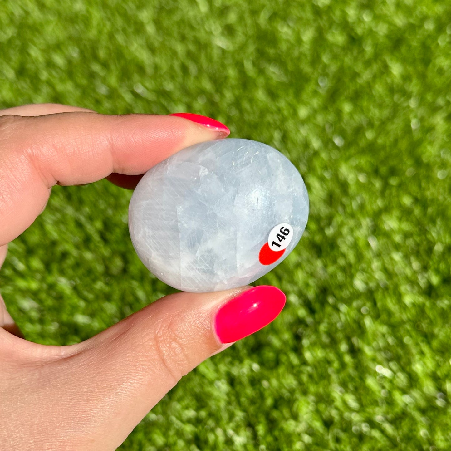 Blauwe calciet handsteen #146