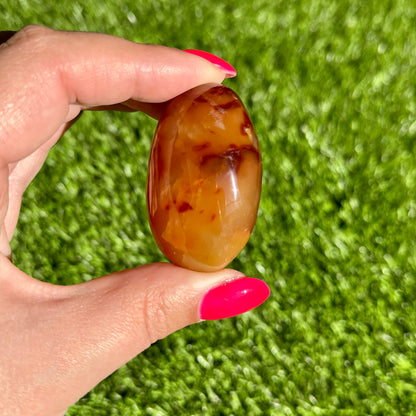 Carneool handsteen #156