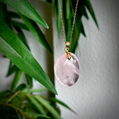 Rozenkwarts kettinghangers - goud
