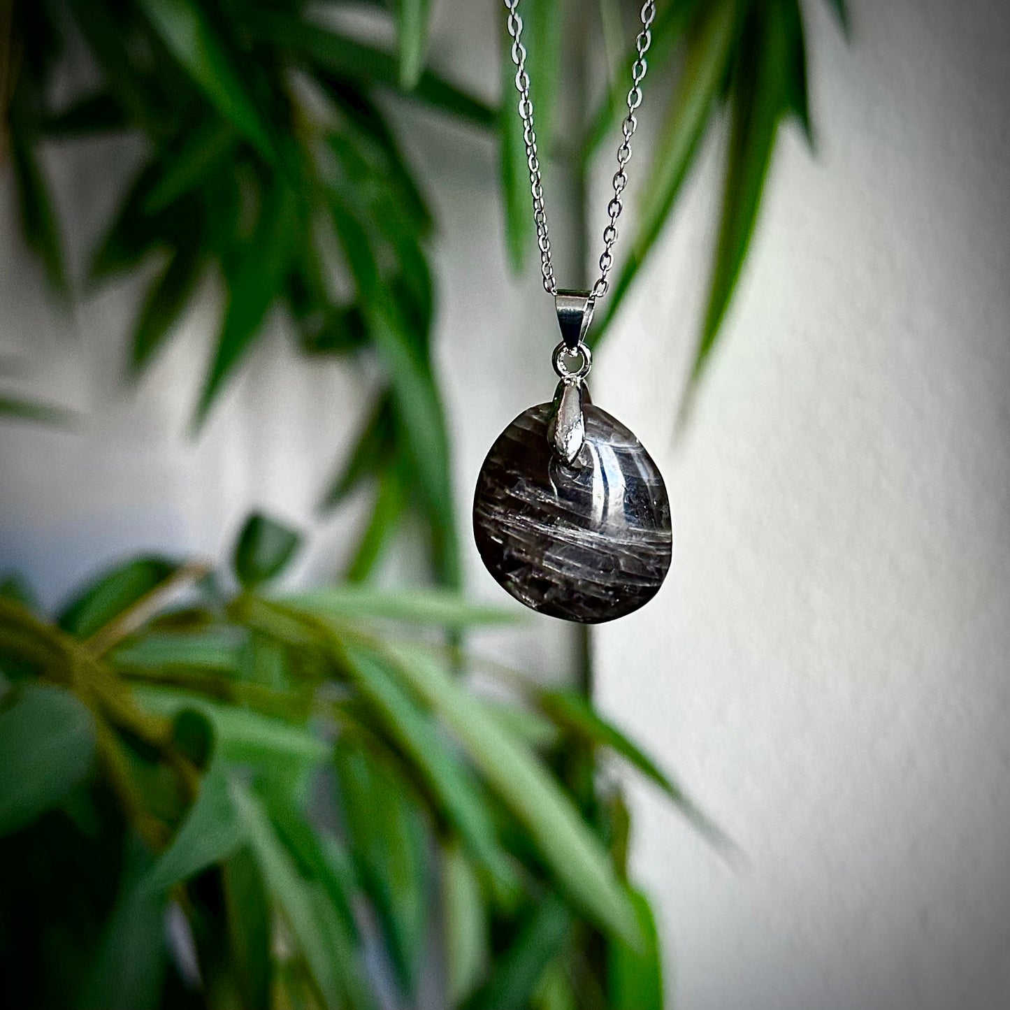 Zwarte maansteen kettinghangers - zilver