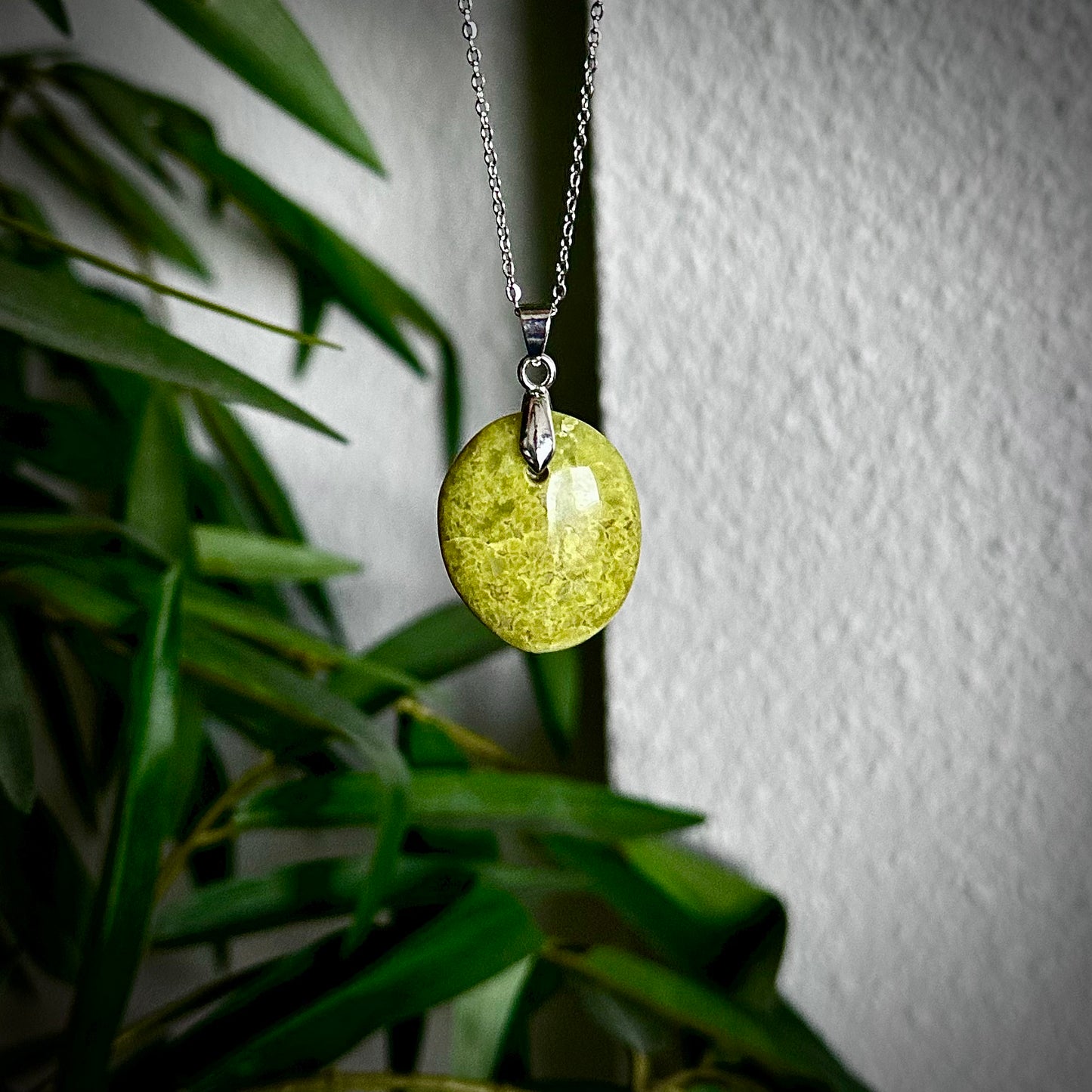 Groene opaal kettinghangers - zilver