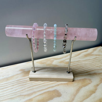 Rozenkwarts armbandhouder #673