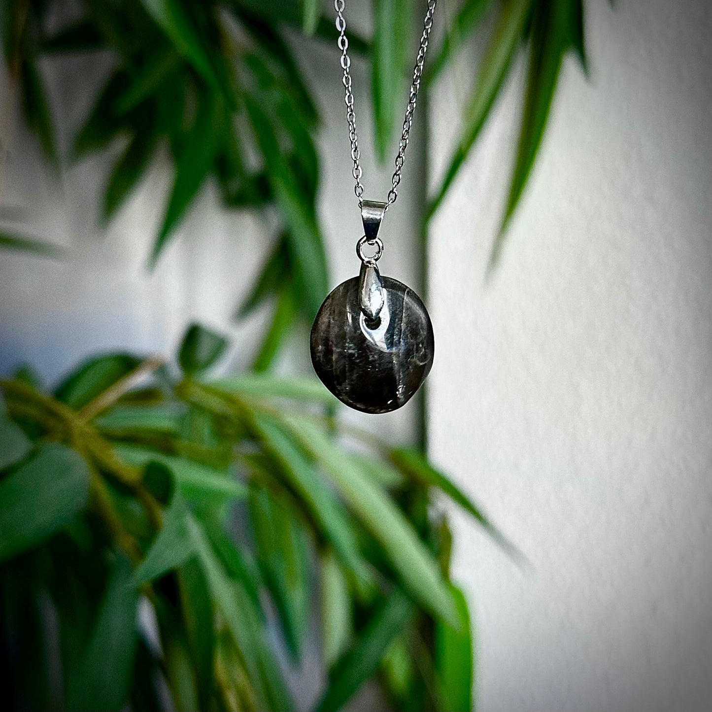 Zwarte maansteen kettinghangers - zilver