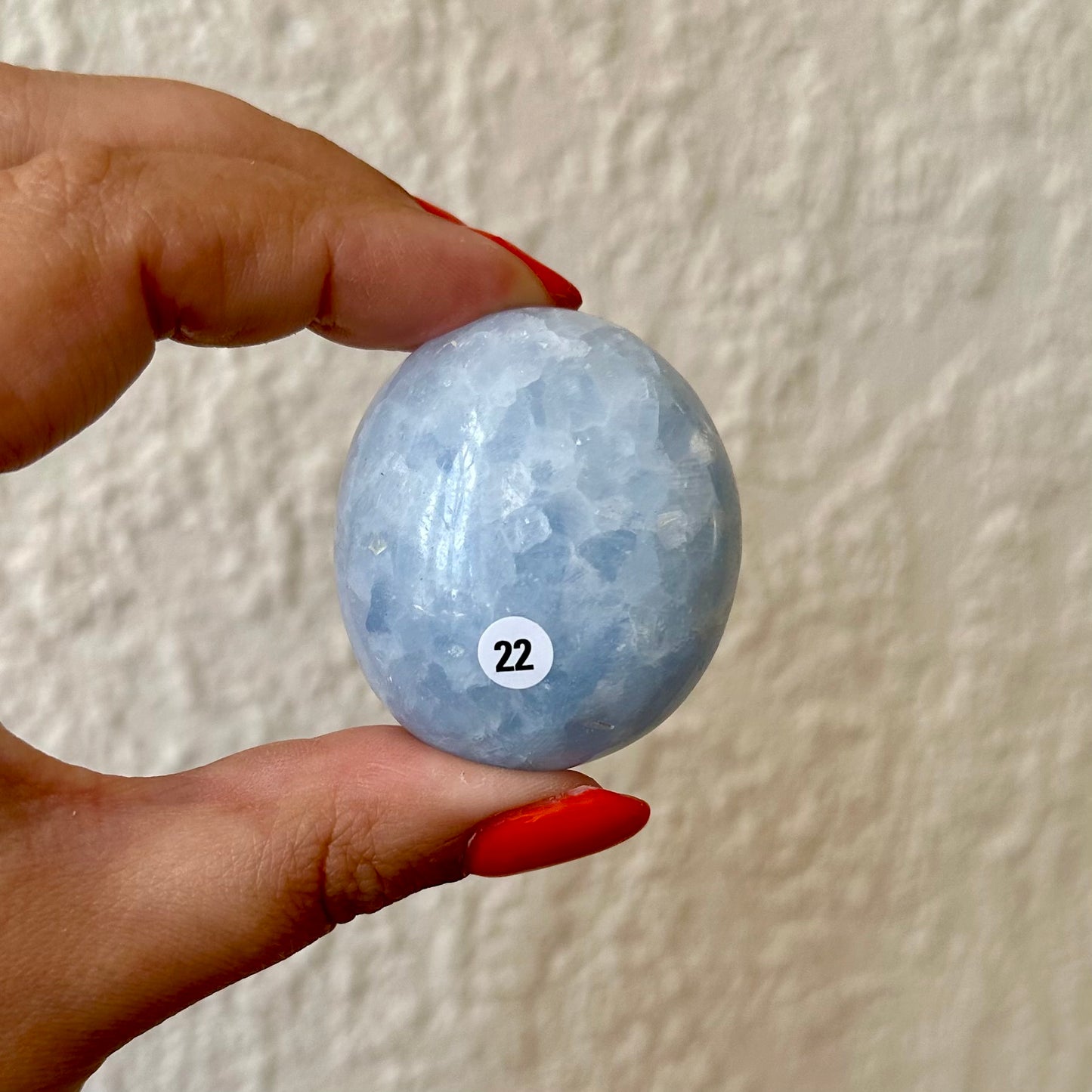 Blauwe calciet handstenen