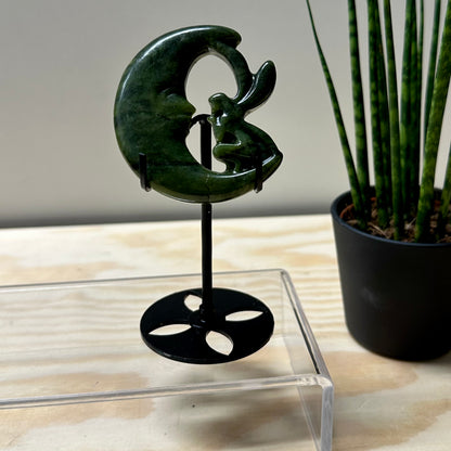 Groene jade elfje op maan