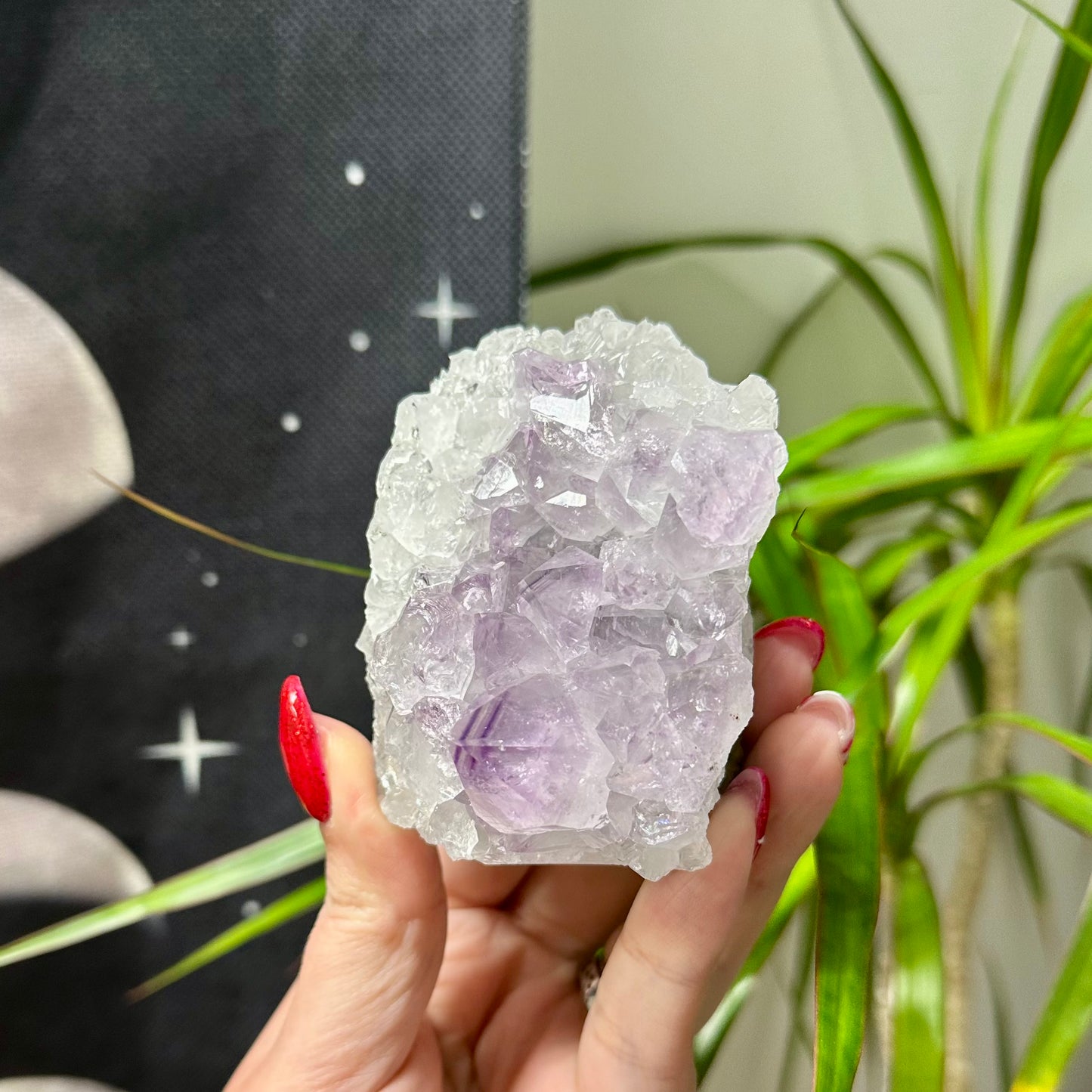 Diverse amethist clusters