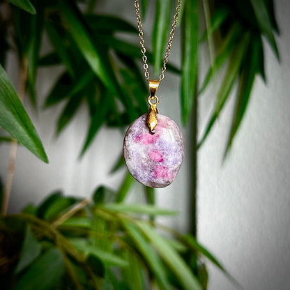 Lepidoliet kettinghangers - goud