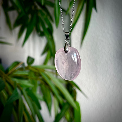 Rozenkwarts kettinghangers - zilver