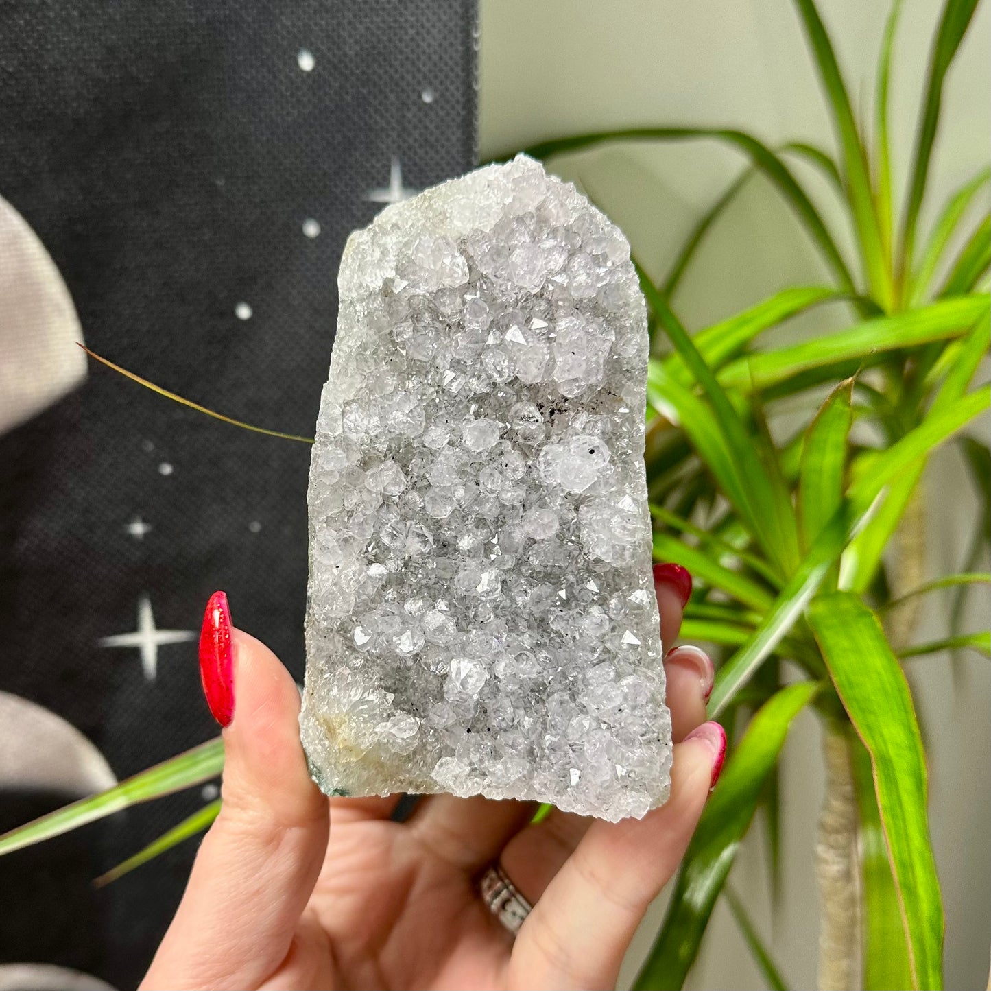 Diverse amethist clusters