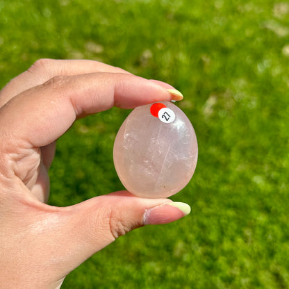 Rozenkwarts handsteen #27