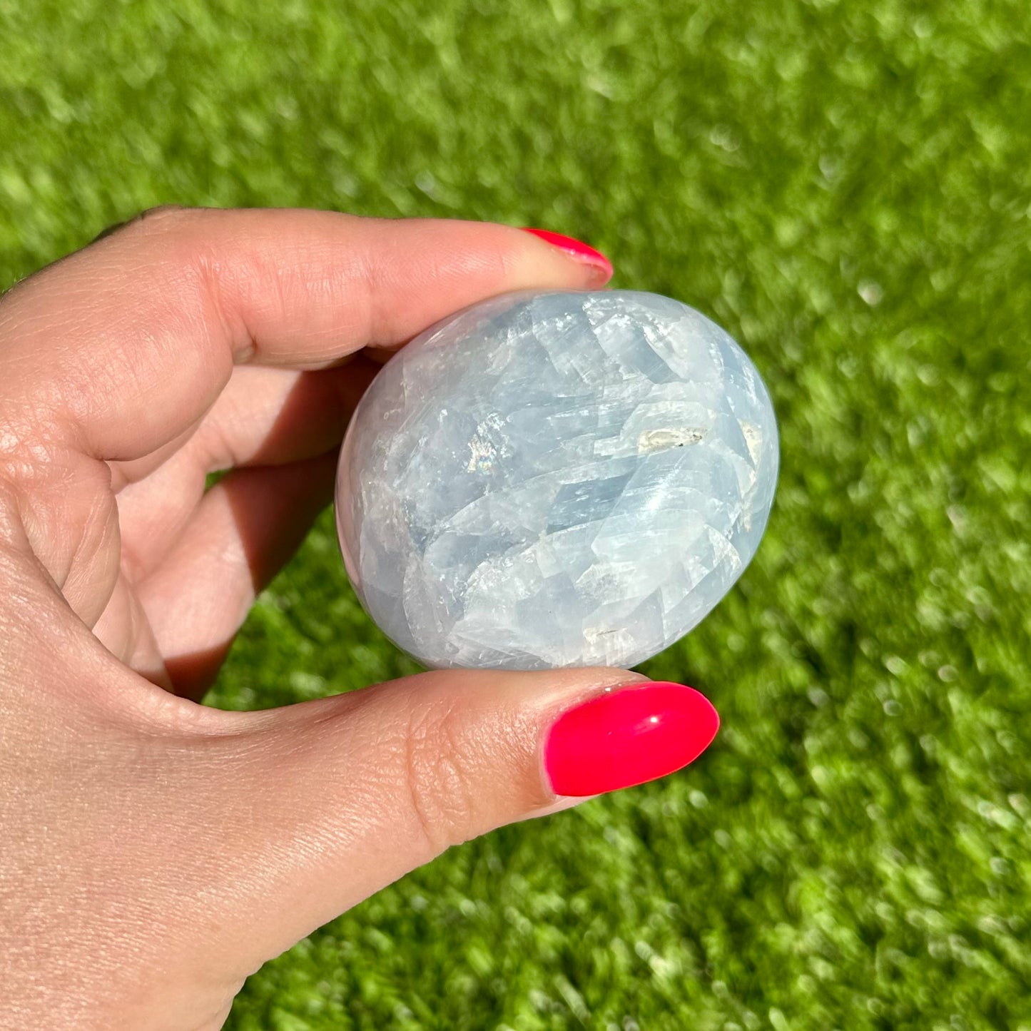 Blauwe calciet handsteen #148
