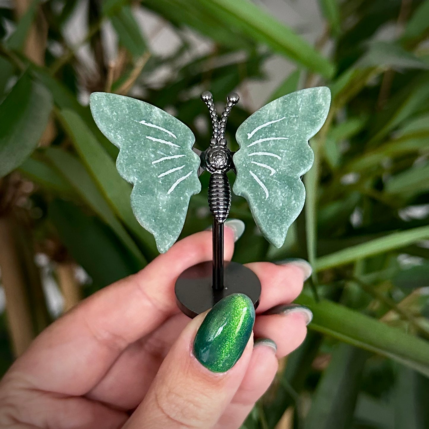 Kleine vlinder op standaard