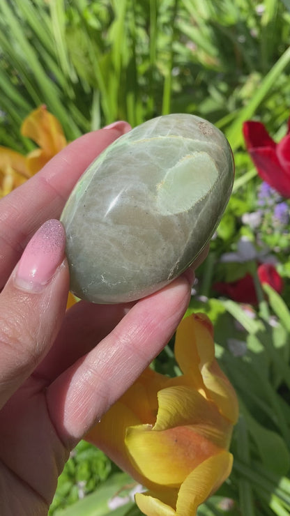 Groene maansteen handsteen #456