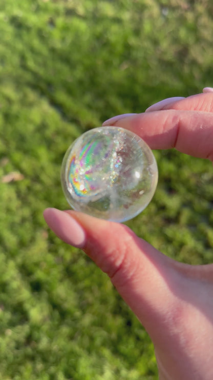 Bergkristal bol met regenboogjes